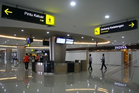 Harga Rental Mobil Bandara Surabaya
